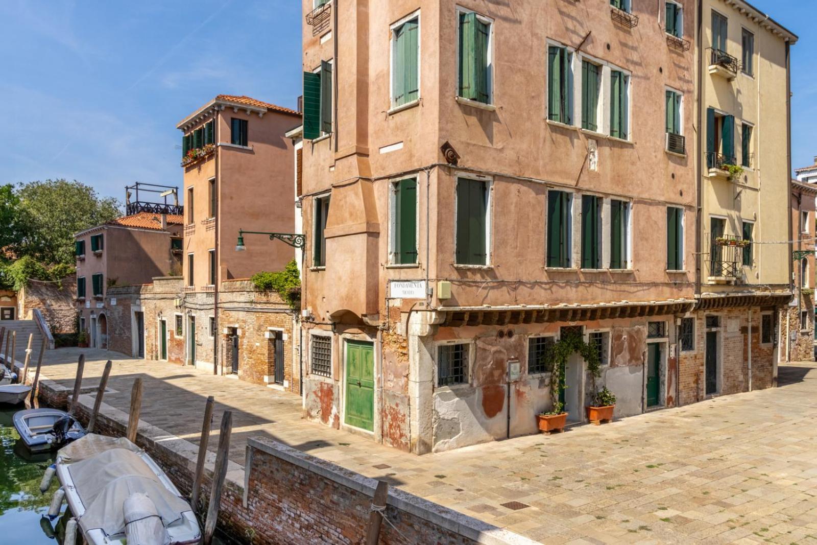 Apartamento Zero Stairs + Canal View