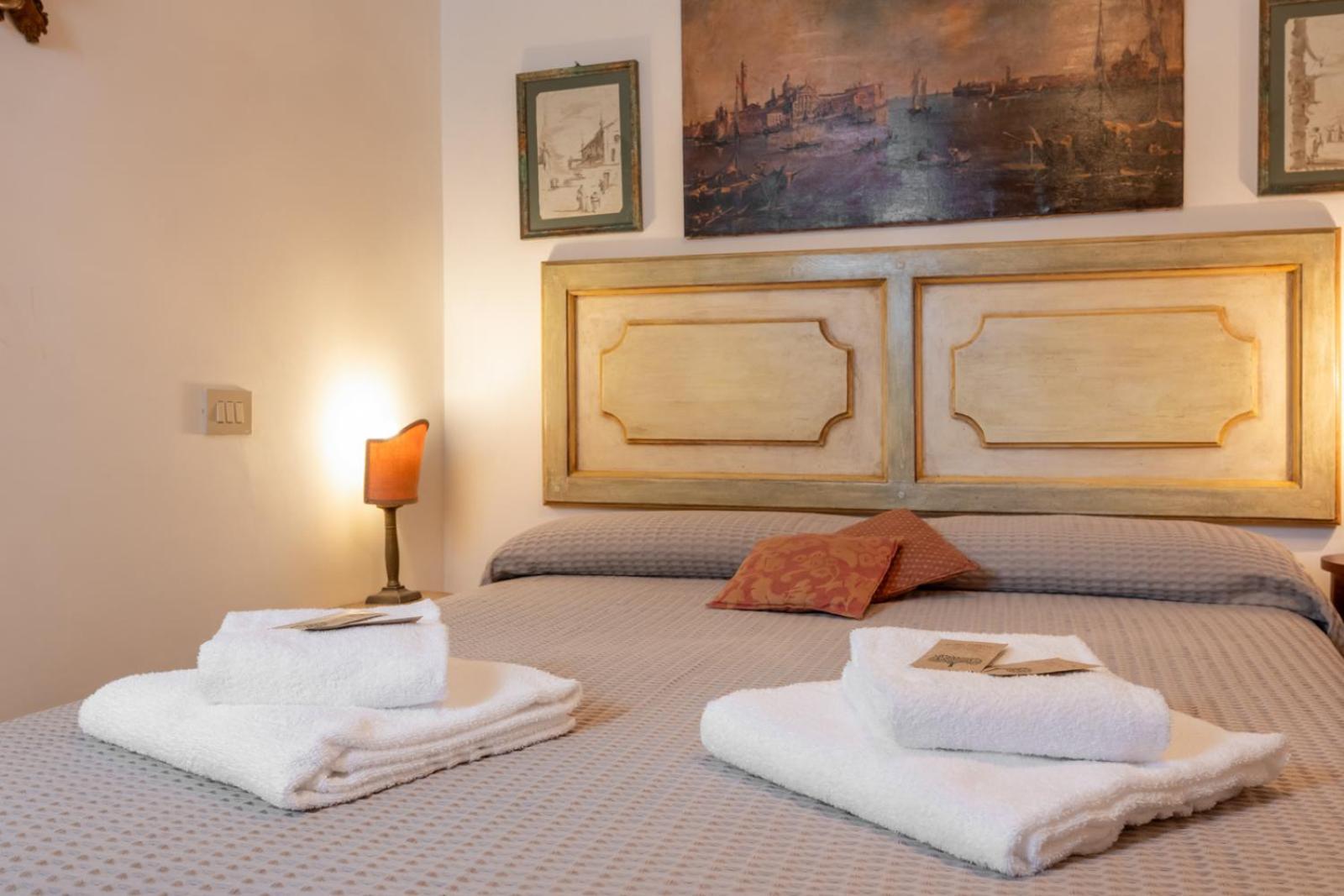 Zero Stairs + Canal View Apartamento